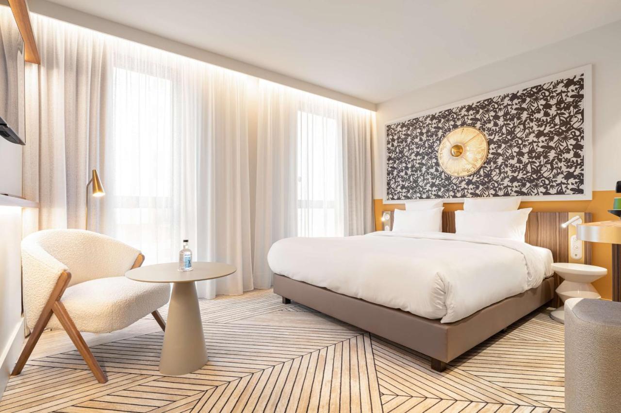 Hotel Yac Paris Clichy, A Member Of Radisson Individuals Exterior photo