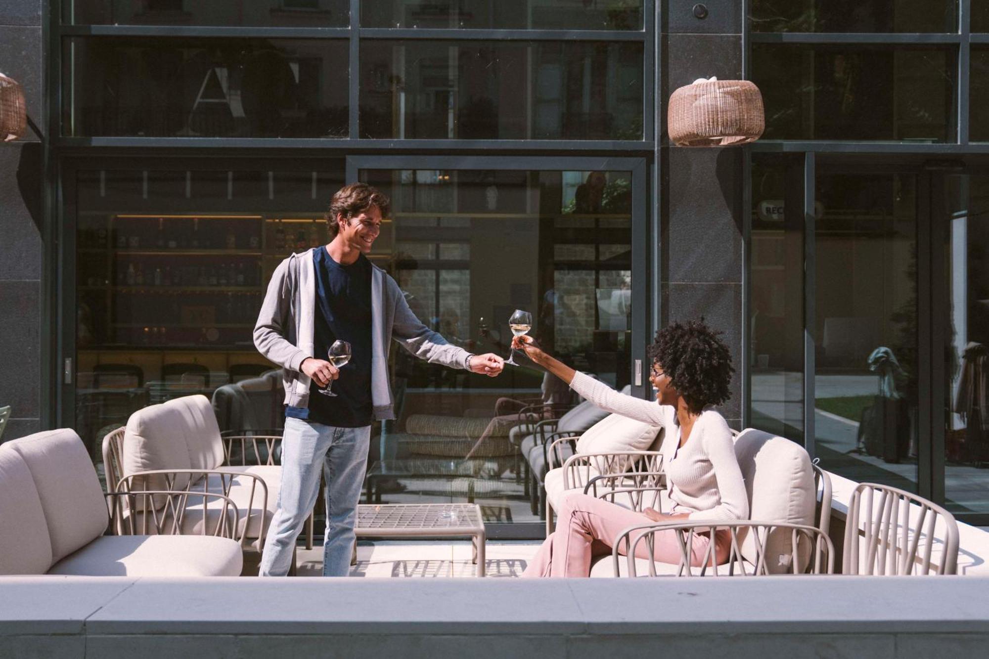 Hotel Yac Paris Clichy, A Member Of Radisson Individuals Exterior photo